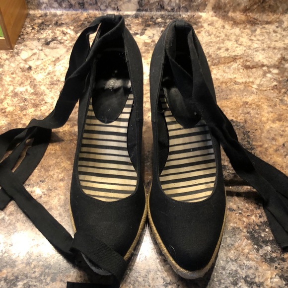 Apt. 9 Shoes - Apt.9 Lace-up Wedge